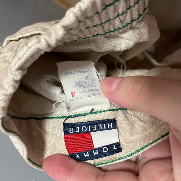 Vintage Y2K Khaki Tommy Hilfiger Tommy Jeans Boy's Carpenter Shorts 4 - Picture 5 of 6